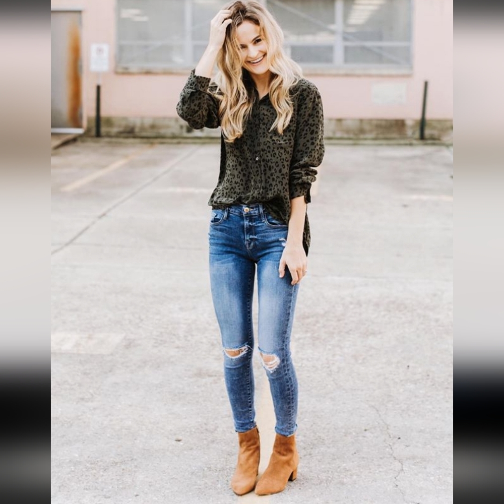 Cloth and Stone Leopard Print Button up Shirt